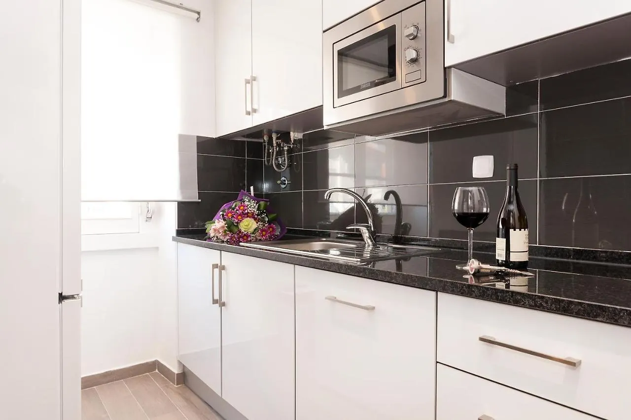 Graca - Castle | Lisbon Cheese & Wine Apartments